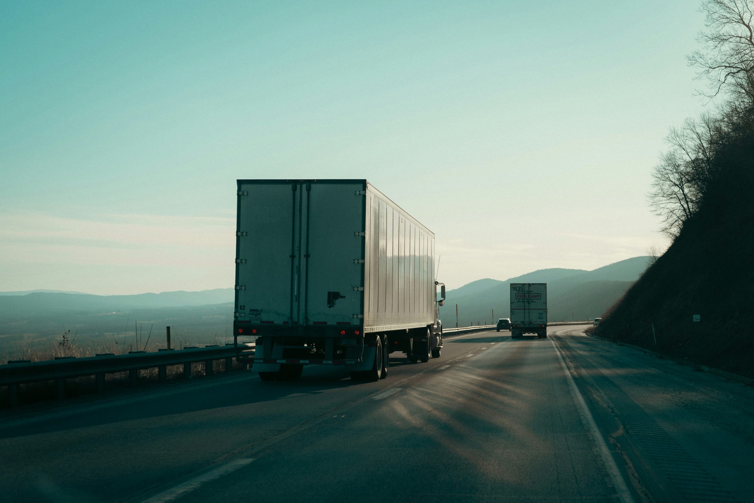 How Real-Time Tracking Improves Shipping